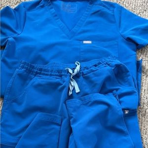 Medium petite. Great shape